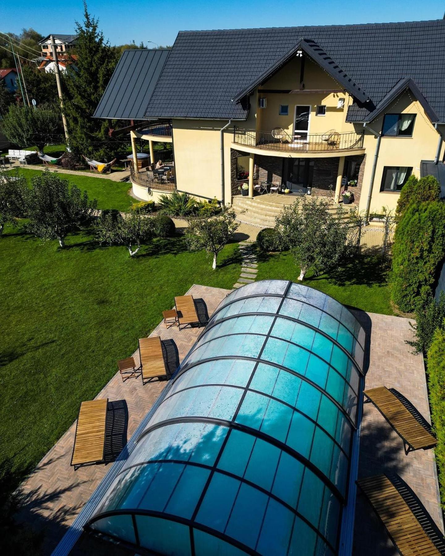 Orchard Villa Braşov Esterno foto
