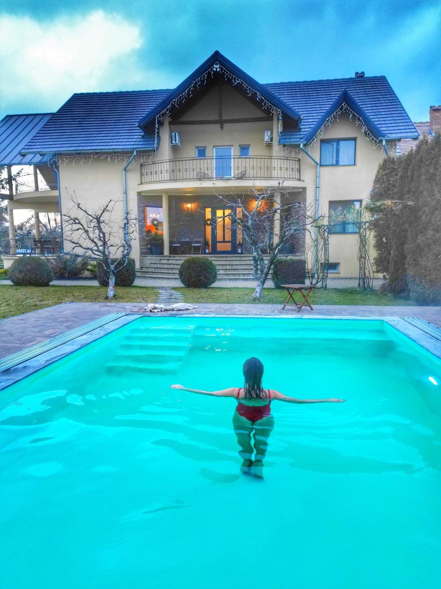 Orchard Villa Braşov Esterno foto
