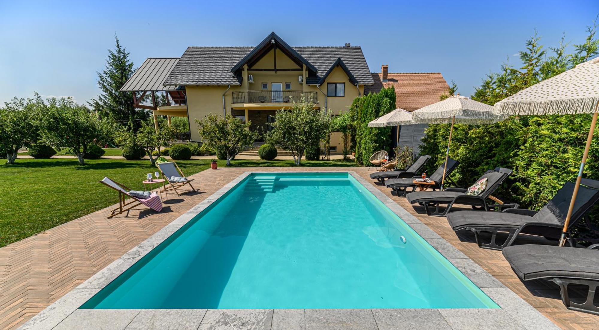 Orchard Villa Braşov Esterno foto