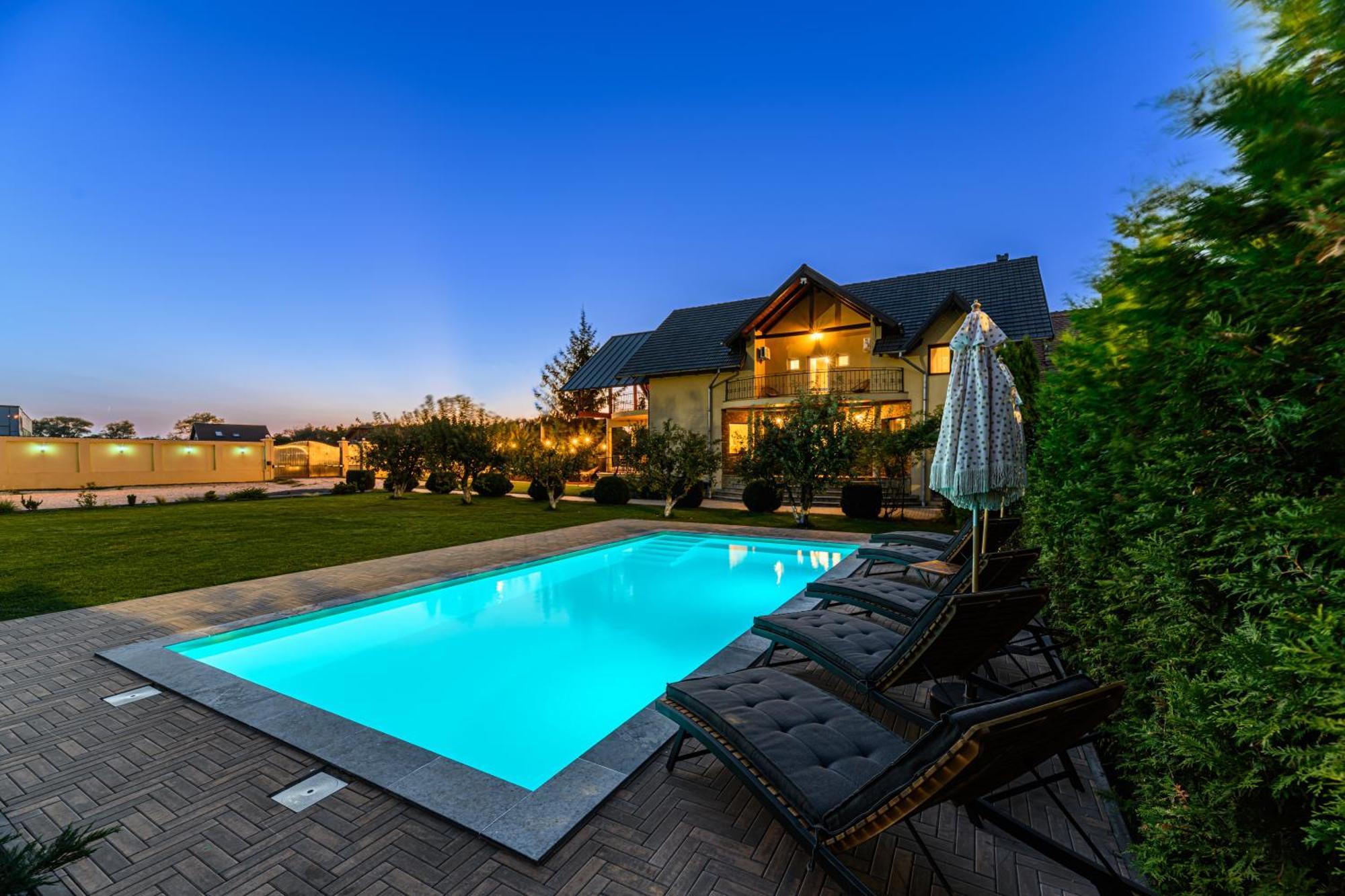 Orchard Villa Braşov Esterno foto